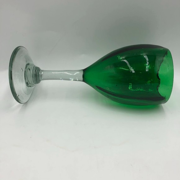 Vintage Handblown Green Collectible Glass Drinkware Stemware Set of 4 Glasses - Picture 6 of 11